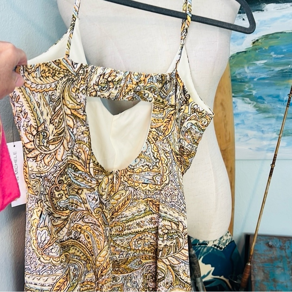 NWT Emma & Michelle Gold/Blue Floral Sleveless Romper,Jumpsuit Size Medium - Picture 4 of 11
